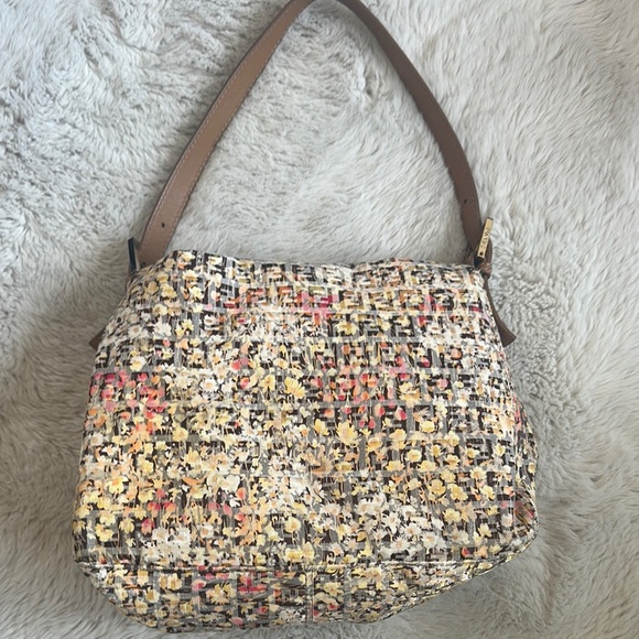 AUTHENTIC FENDI SHOULDER BAG - Picture 5 of 8